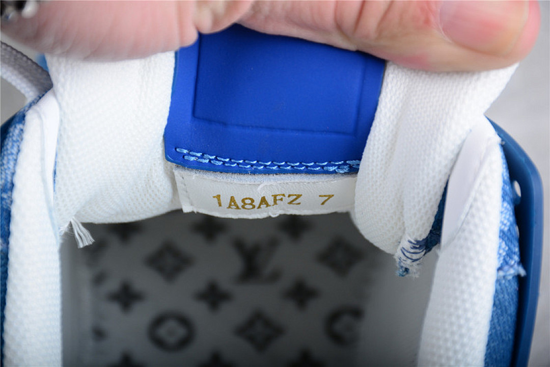 Louis Vuitton [L*V TRAINER 21SS SNEAKERS DARK BLUE/DARK BLUE/WHITE]-[MAN:39-45] - Image 3