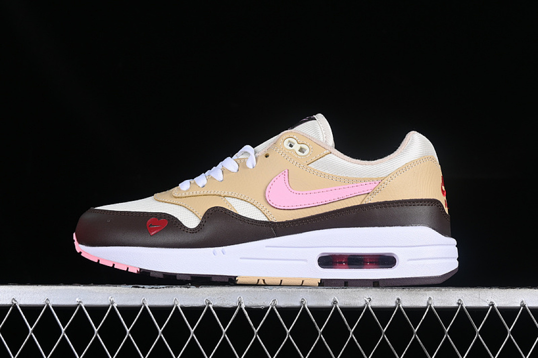 Unbranded [FZ4346-200]-[AIR MAX 1 PRM SAIL/LIGHT SOFT PINK/COCONUT MILK/VARSITY RED/BAROQUE (BROWN]), photo 1