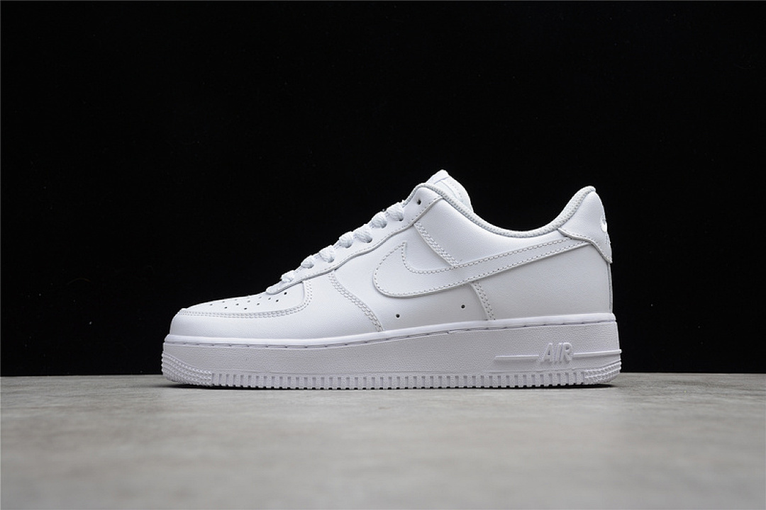 Nike [315122-111]-[AIR FORCE 1 LOW 07 WHITE/WHITE/WHITE]-[WOMAN:36-39]-[MAN:40-45], photo 1