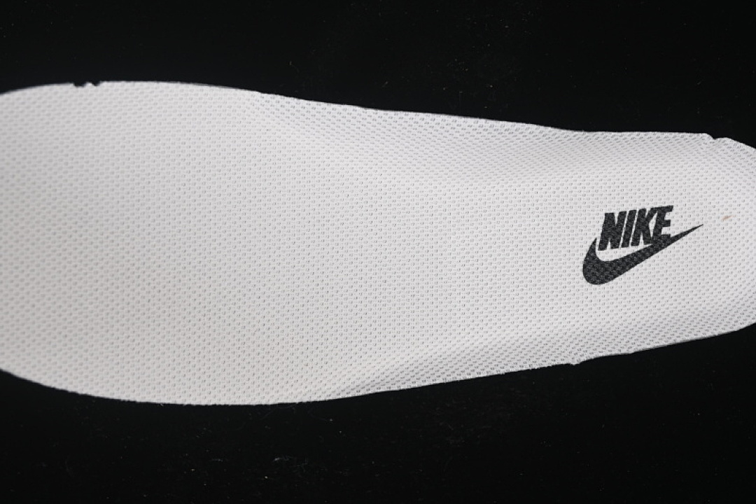 Nike [MZ9588-813]-[AIR FORCE 1 07 LOW WHITE/BLACK]-[WOMAN:36-39]-[MAN:40-45] - Image 4