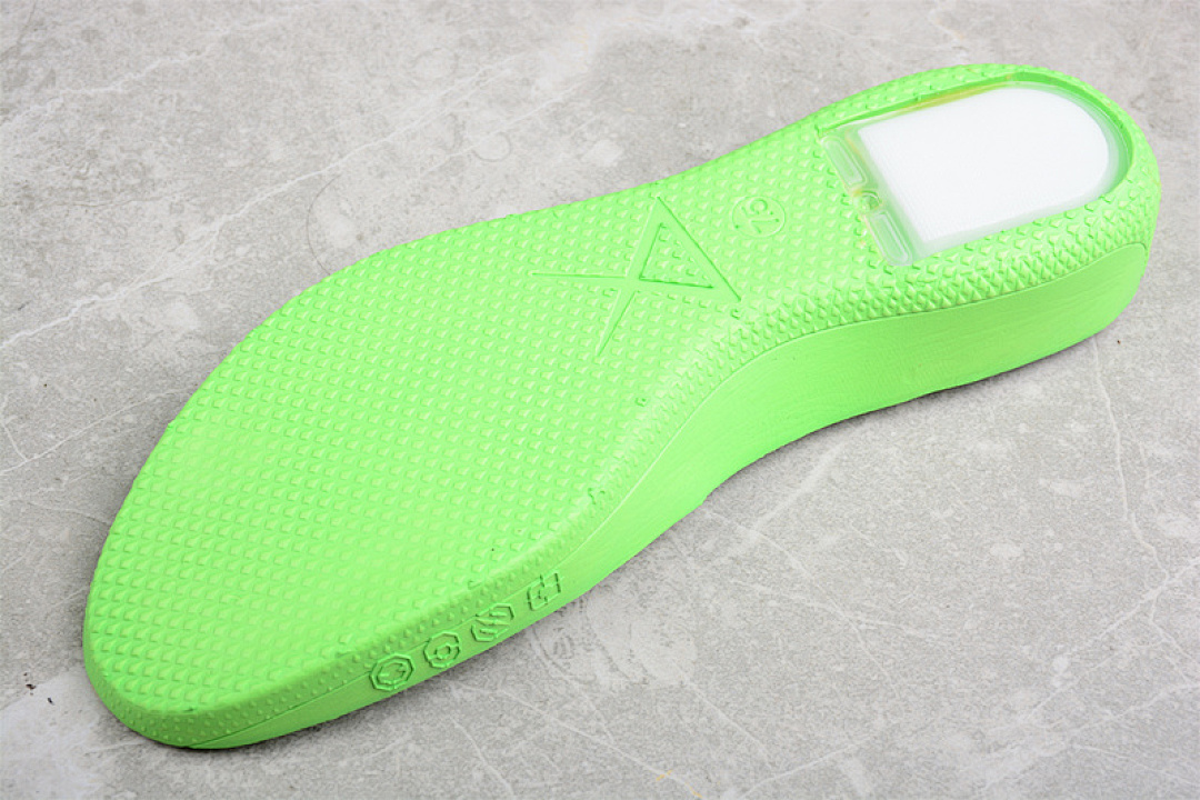 Nike [824463-334]-[KOBE 11 ELITE LOW 4KB GHOST OF CHRISTMAS PAST LIQUID LIME/DARK OBSIDIAN]-[40-46] - Image 5