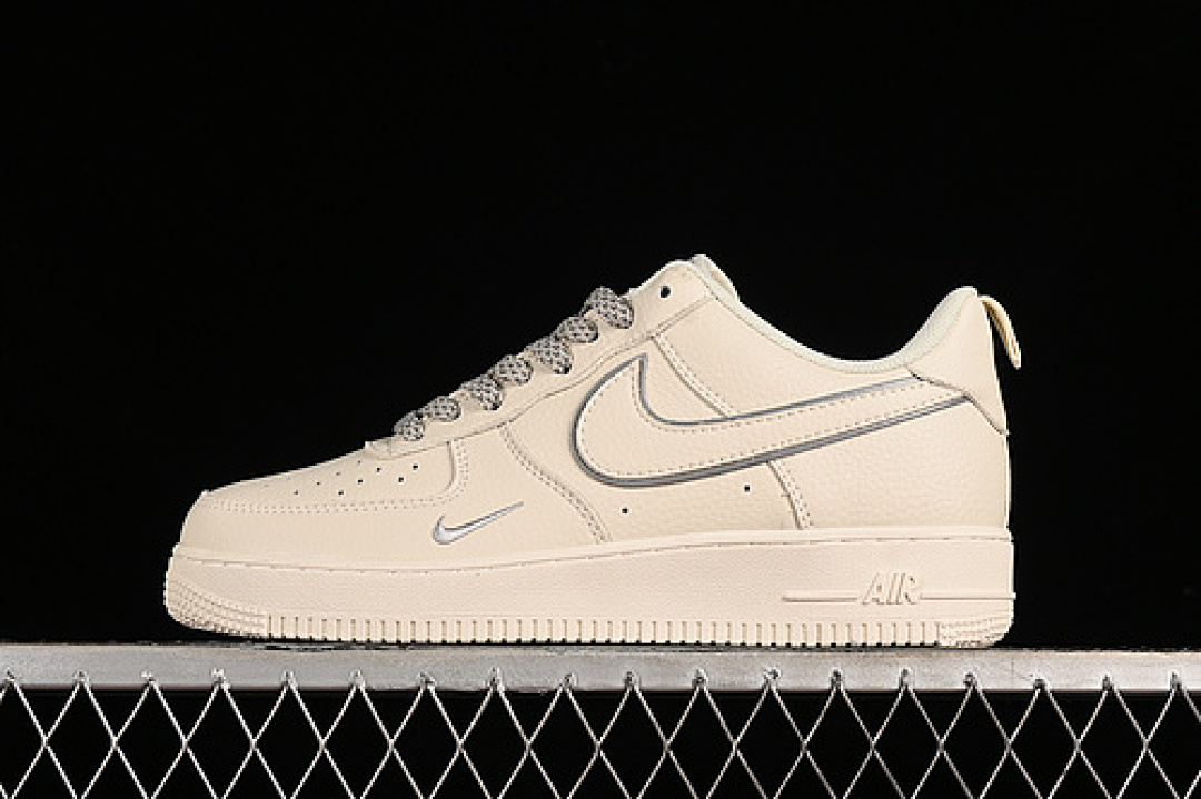 Nike [MJ0319-023]-[AIR FORCE 1 07 LOW GREY/SILVER]-[WOMAN:36-39]-[MAN:40-45], photo 1
