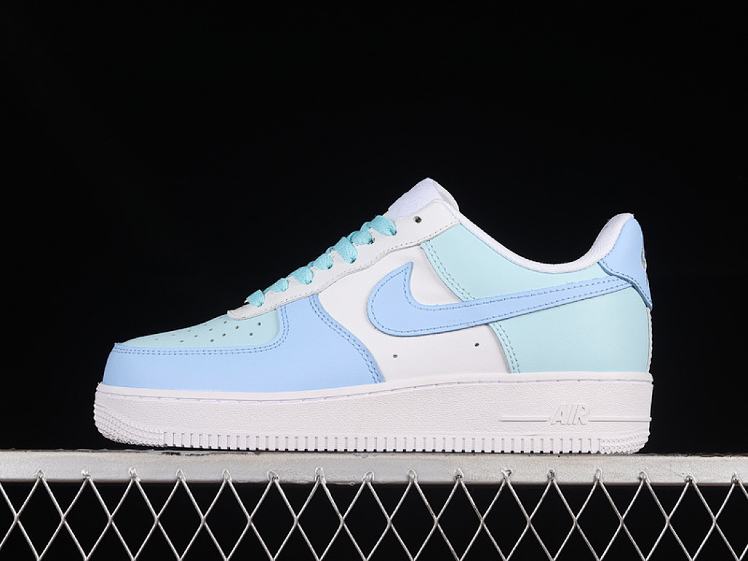 Nike [CW2299-111]-[AIR FORCE 1 07 LOW GREEN/WHITE/BLUE]-[WOMAN:36-39]-[MAN:40-45], photo 1