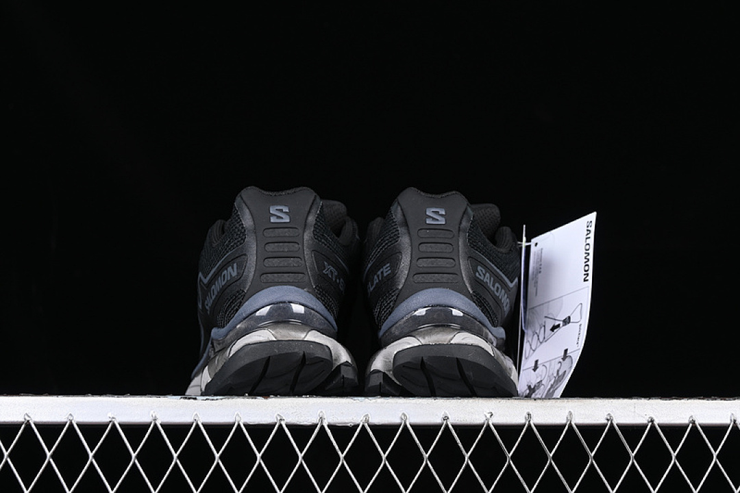 On Running [471326-28]-[XT SLATE FOR WOOD OUTDOOR OFF ROADING BLACK/GREY]-[WOMAN:36-39]-[MAN:40-45] - Image 13