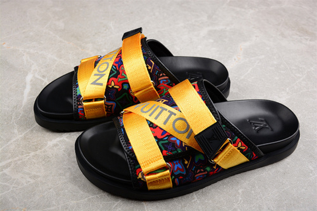 Louis Vuitton [L*V COMFORTABLE CASUAL COOL SLIPPERS BLACK/GOLD]-[MAN:38-45] - Image 3