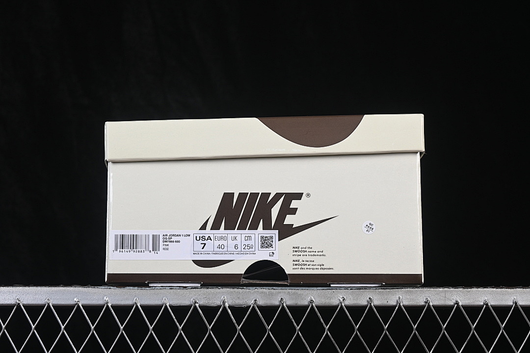 Jordan [DM7866-600]-[TRAVIS SCOTT AIR JORDAN 1 LOW OG WHITE/PINK]-[WOMAN:36-39]-[MAN:40-48.5] - Image 12