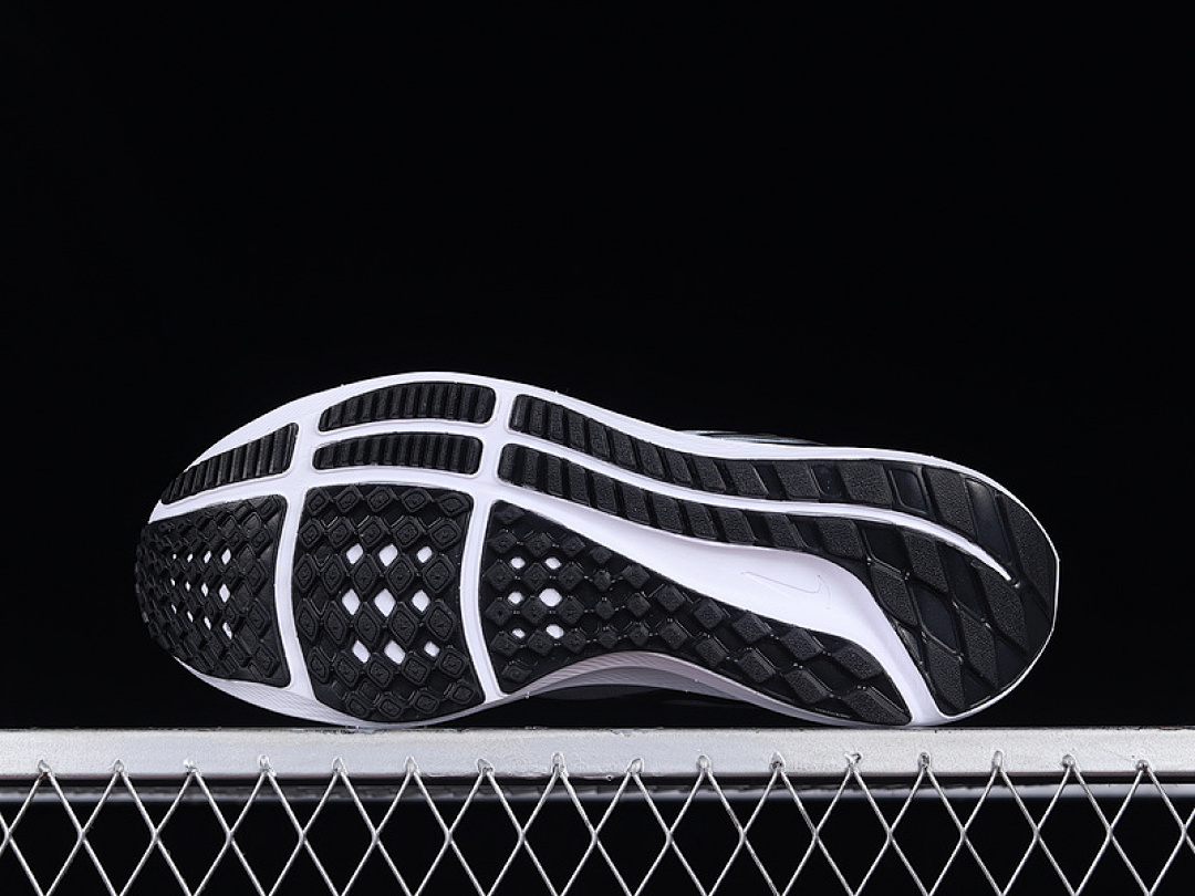 Nike [DH4071-005]-[AIR ZOOM PEGASUS 39 PARTICLE GREY/LIGHT SMOKE GREY/GREY FOG/OFF NOIR]-[MAN:39-45] - Image 12