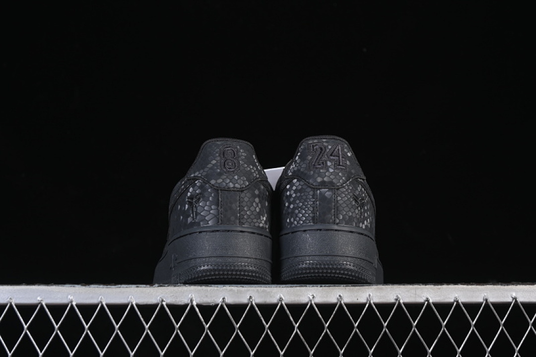 Nike [IB0018-004]-[AIR FORCE 1 07 LOW BLACK]-[WOMAN:36-39]-[MAN:40-45] - Image 12