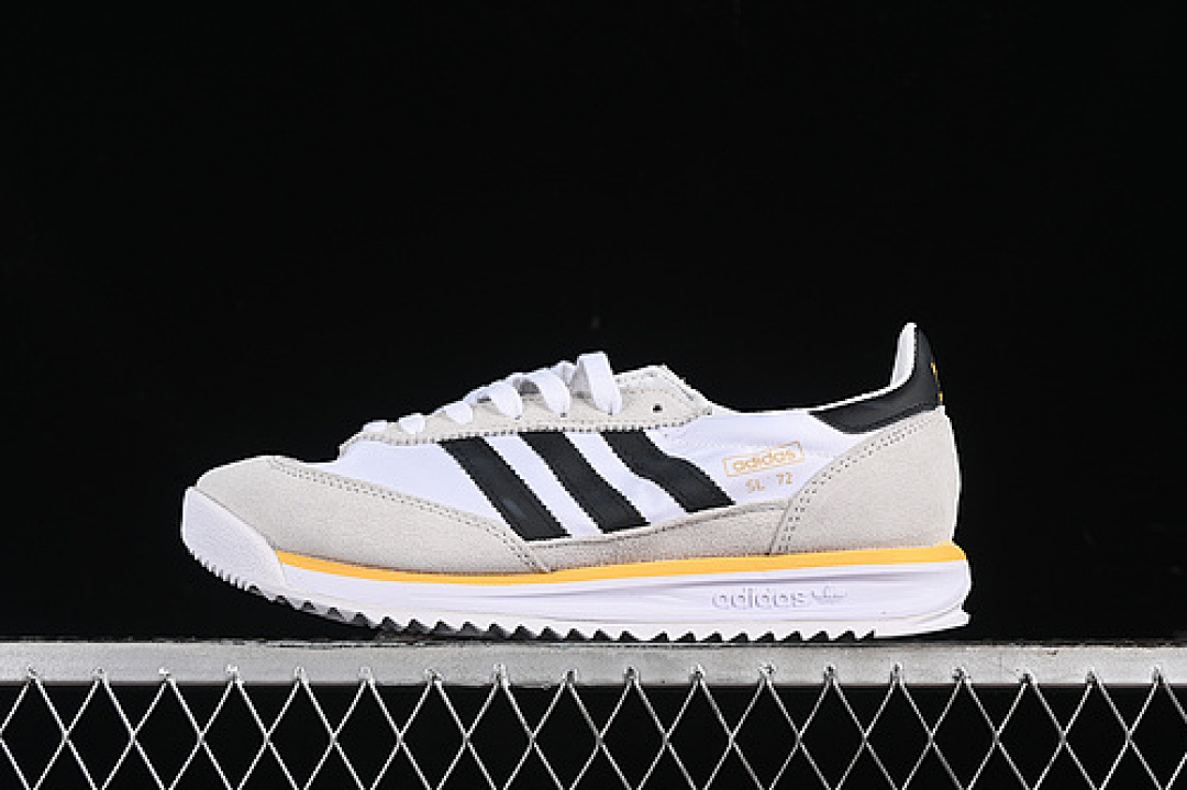Unbranded [IH4823]-[ORIGINALS SL 72 RS CLOUD WHITE/CORE BLACK/SPARK]-[WOMAN:36-39]-[MAN:40-45], photo 1