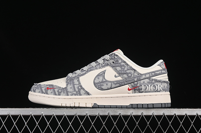 Nike SB DUNK LOW WHITE/GREY/RED · SJ2558-013, photo 1