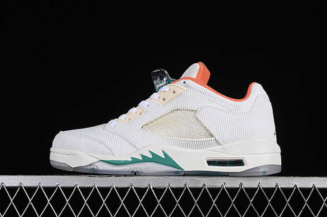 Jordan [CW4204-100]-[AIR JORDAN 5 LOW GOLF NRG LUCKY AND GOOD SAIL/STARFISH/NEPTUNE GREEN/OBSIDIAN], photo 1