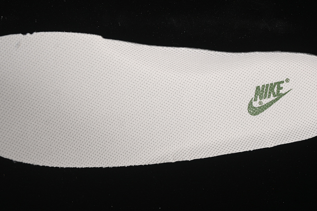 Nike [DM6868-057]-[AIR FORCE 1 07 LOW SUPREME BEIGE/GREEN/WHITE]-[WOMAN:36-39]-[MAN:40-45] - Image 4