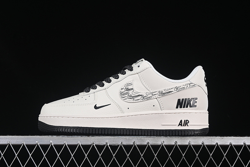 Nike Nike AIR FORCE 1 07 LOW BLACK/WHITE/GREY · HH7518-046, photo 1