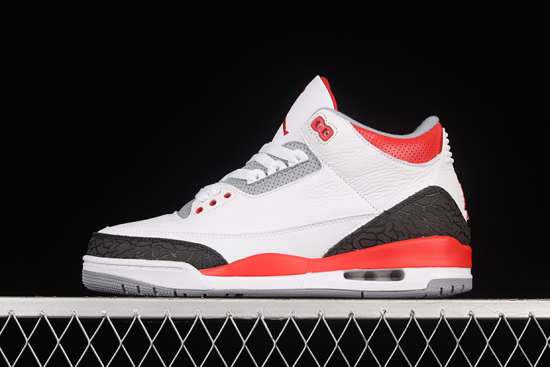 Jordan [136064-120]-[AIR JORDAN 3 RETRO WHITE/FIRE RED-NEUTRAL GREY-BLACK]-[WOMAN:36-39]-[MAN:40-46], photo 1