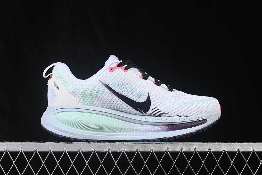 Nike [IM6676-104]-[VOMERO 18 WHITE/GLACIER BLUE/HYPER PINK/BLACK]-[WOMAN:36-39]-[MAN:40-46] - Image 16