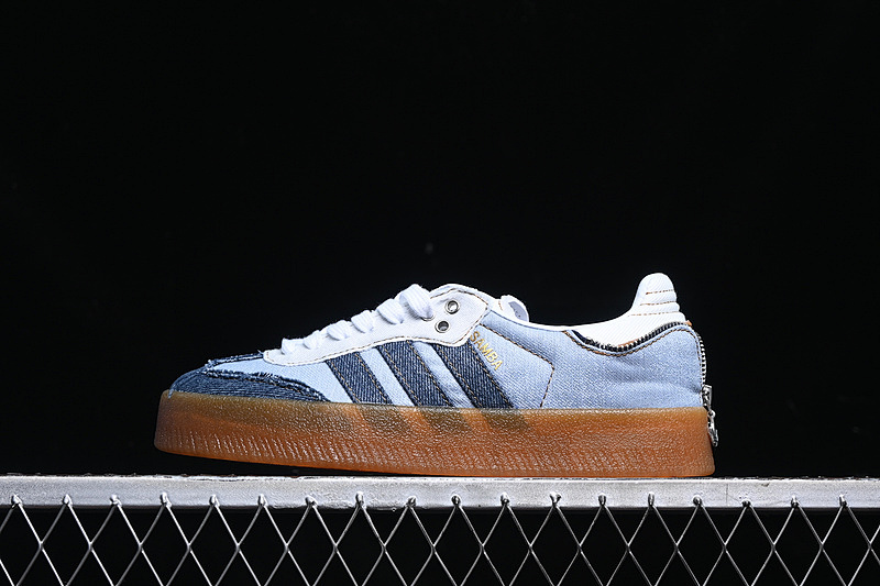 Adidas Adidas ATMOS X WMNS SAMBAE CLOUD WHITE/MESA/GUM · II0001, photo 1