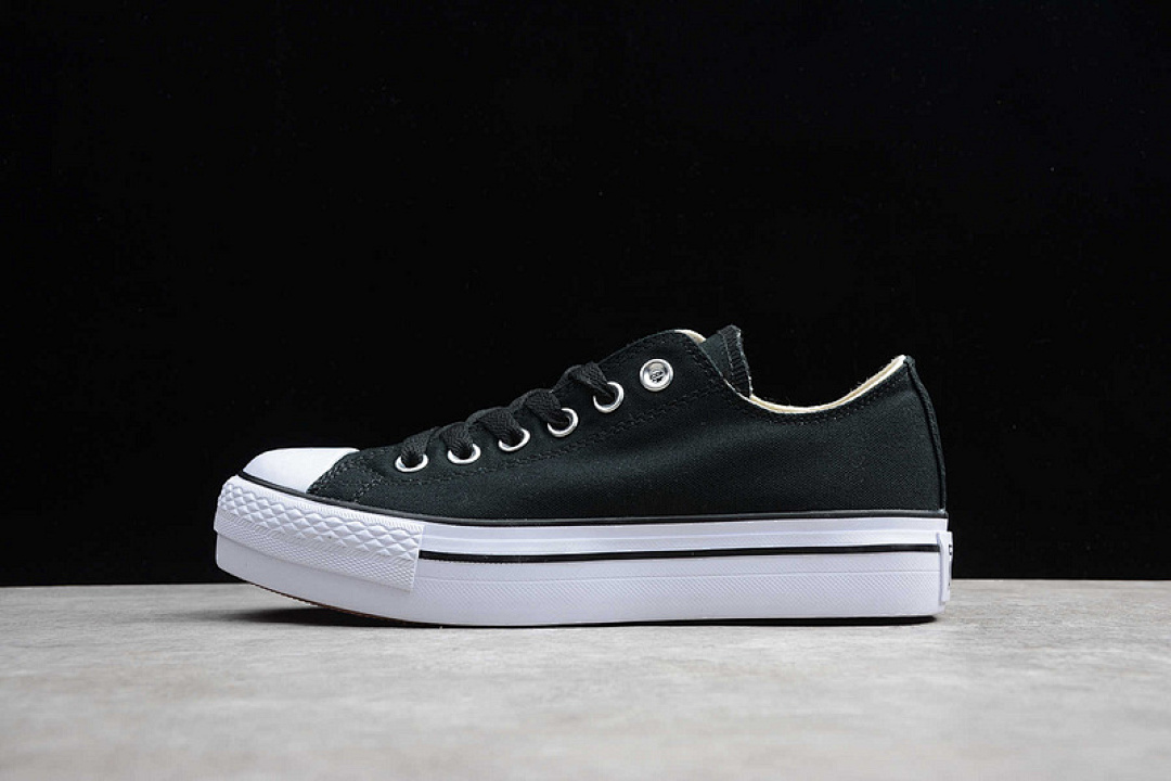 Converse [560250C]-[CONVERSE PLATFORM CHUCK TAYLOR ALL STAR LIFT LOW BLACK/WHITE]-[WOMAN:36-40]-[OG00106], photo 1