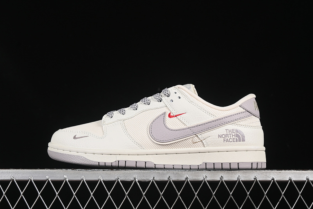 Unbranded [SC9207-413]-[SB DUNK LOW WHITE/GREY]-[WOMAN:36-39]-[MAN:40-45], photo 1