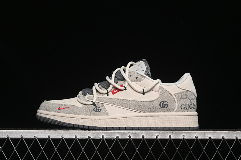 Jordan TRAVIS SCOTT X FRAGMENT DESIGN AIR Jordan 1 LOW OG SP OFF WHITE/GREY · HT5088-601, photo 1