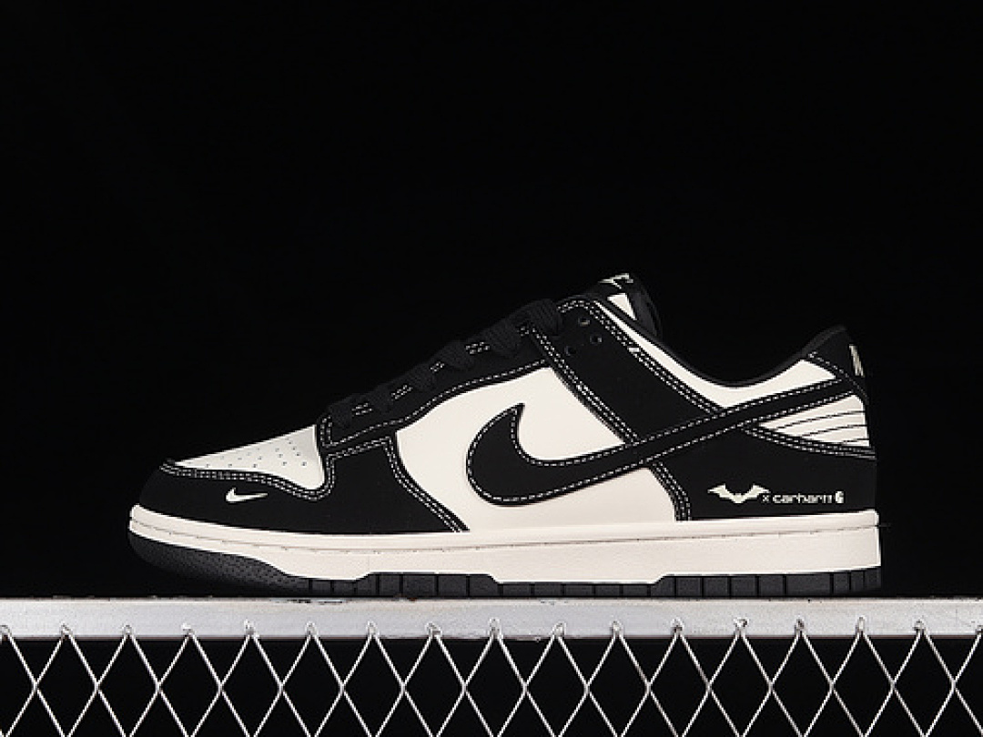 Unbranded [FC1688-300]-[DUNK LOW SB L*V WHITE/BLACK]-[WOMAN:36-39]-[MAN:40-46], photo 1