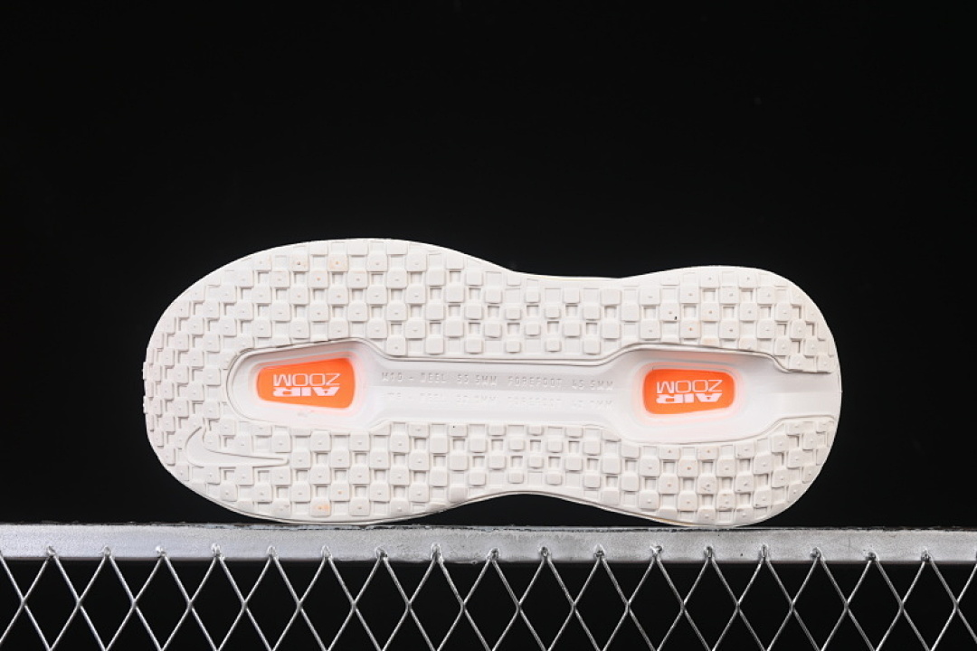 Nike [HQ2050-306]-[AIR ZOOM VOMERO PREMIUM WHITE/BLACK/ORANGE]-[WOMAN:36-39]-[MAN:40-46] - Image 2