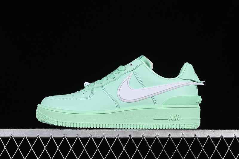 Nike Nike AMBUSH X AIR FORCE 1 07 LOW GREEN/WHITE · DV3464-200, photo 1