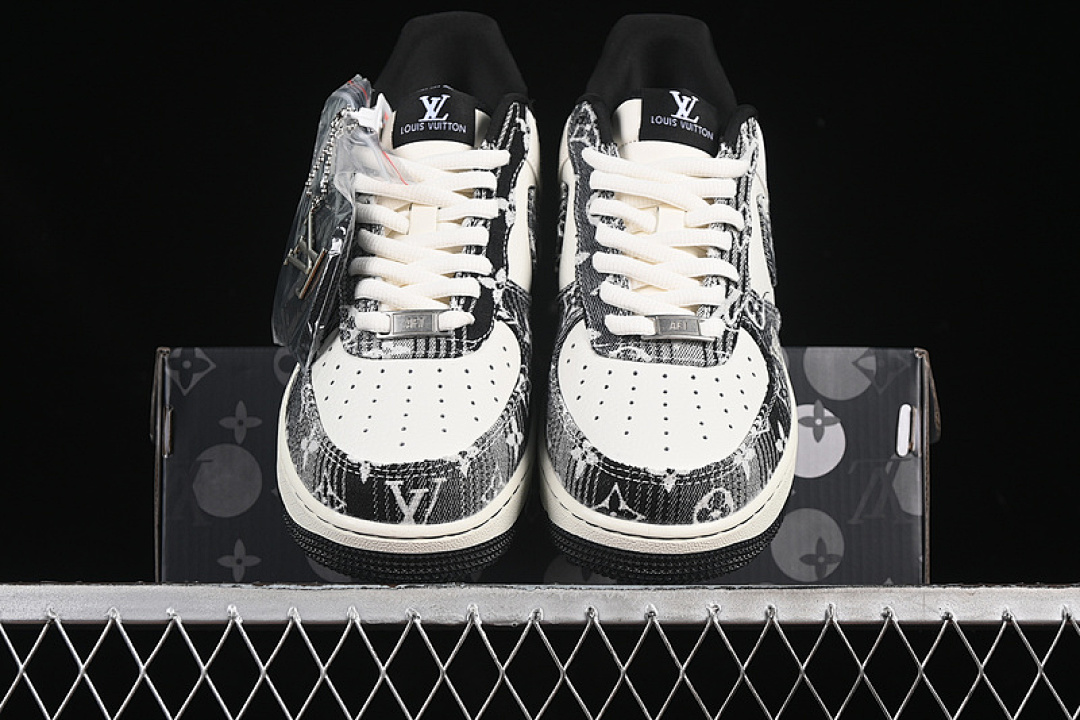 Nike [SC9207-539]-[AIR FORCE 1 07 LOW LV WHITE/GREY/BLACK]-[WOMAN:36-39]-[MAN:40-45] - Image 13