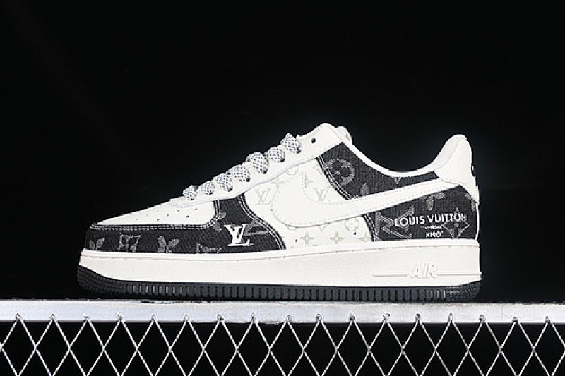 Nike Nike AIR FORCE 1 07 LOW L*V WHITE/GREY/BLACK · DD8686-100, photo 1
