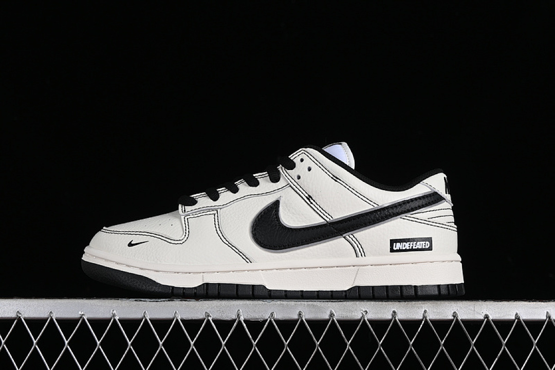 Unbranded [FC1688-139]-[SB DUNK LOW UN WHITE/BLACK]-[WOMAN:36-39]-[MAN:40-45], photo 1