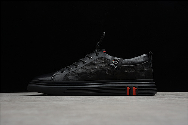 Gucci Gucci ACE EMBROIDERED SNEAKERS BLACK/BLACK/BLACK · 431942-02JPO-60531, photo 1