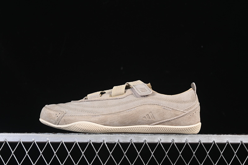 URBAN REVERIE CASUAL LIFE SHOES LIGHT WHEAT/BEIGE · JS2444, photo 1