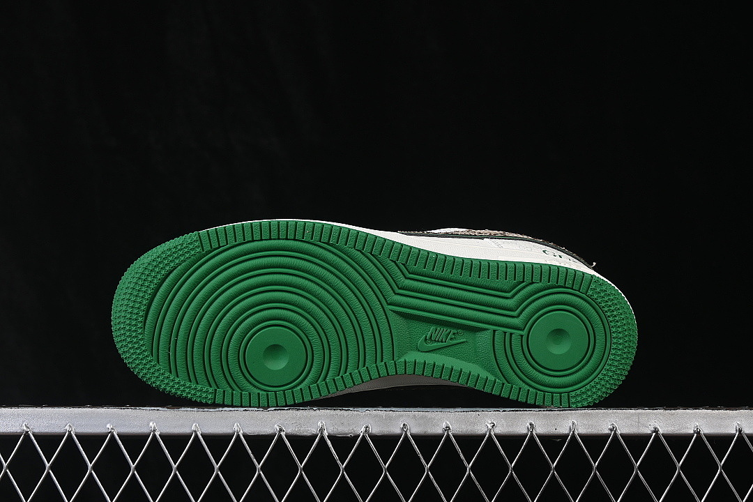 Nike [MM3399-822]-[AIR FORCE 1 07 LOW CASUAL SNEAKERS WHITE/GREEN/WHITE]-[WOMAN:36-39]-[MAN:40-45] - Image 15