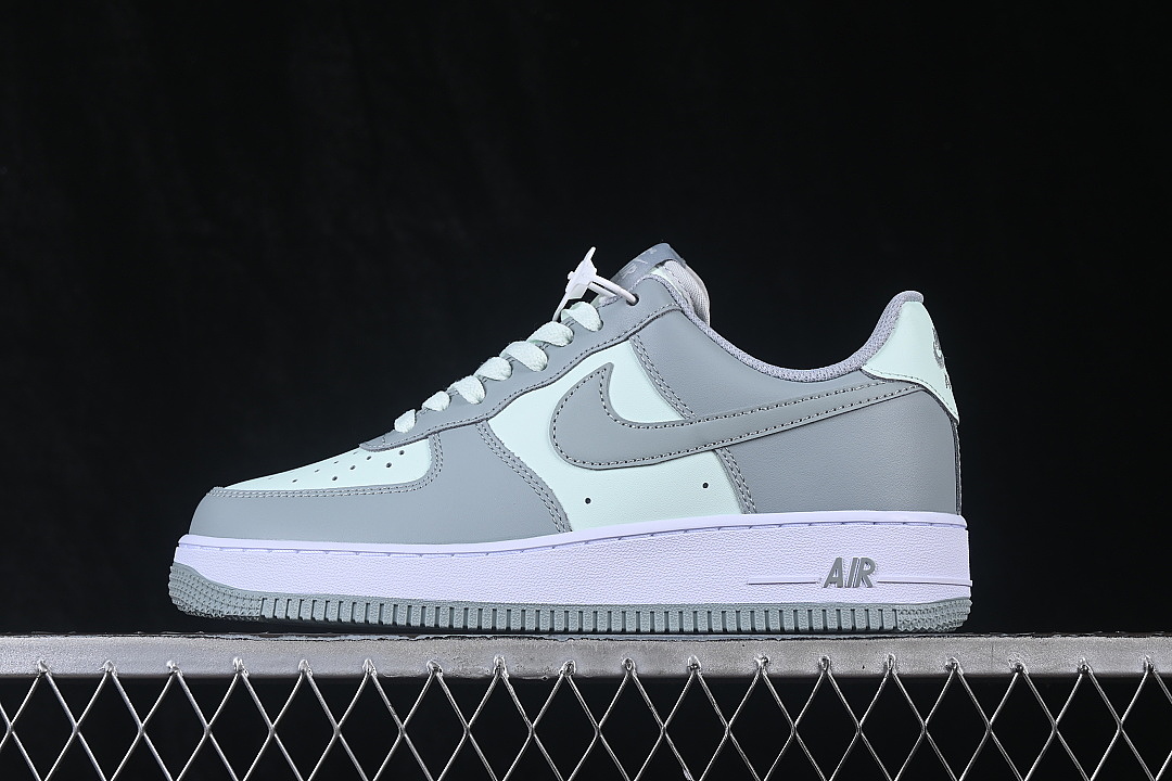 Nike Nike AIR FORCE 1 07 LOW CASUAL SNEAKERS GREEN/DARK GRAY · FJ4146-302, photo 1