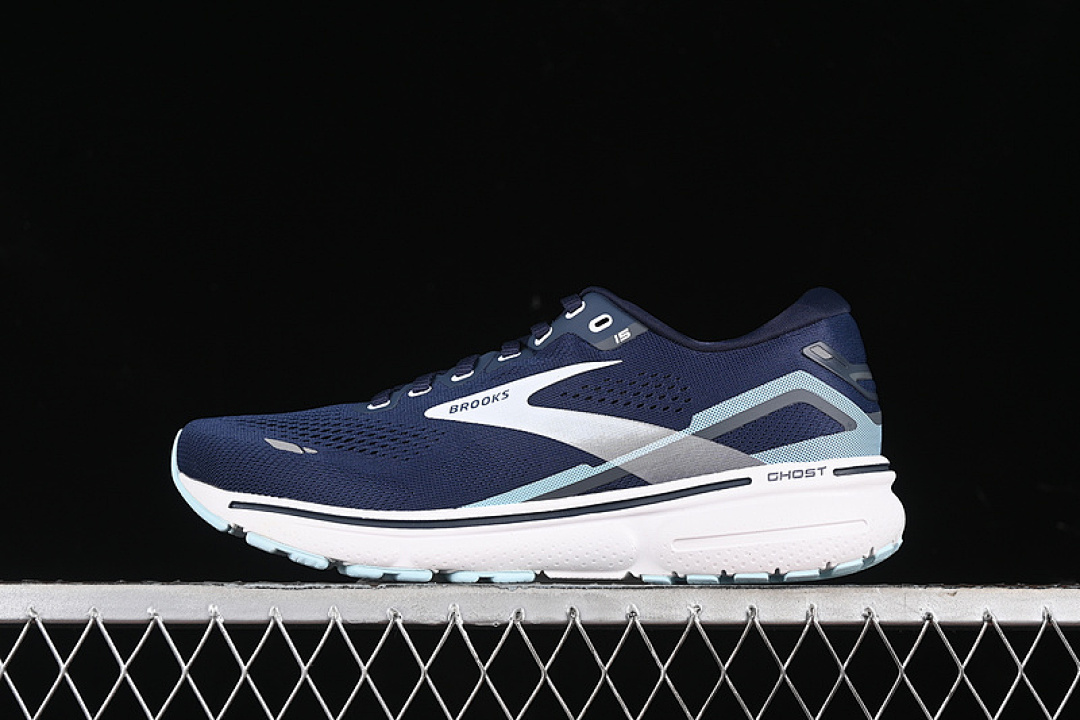 BROOKS GHOST 15 WHITE/SILVER/BLUE · 1203802A450, photo 1