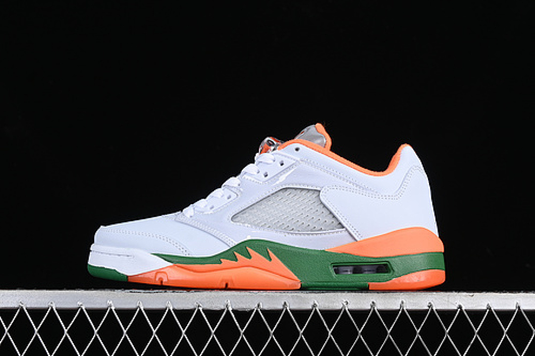 Jordan [FQ1293-018]-[AIR JORDAN 5 RETRO LOW GS HURRICANES FOOTBALL GREY/BRILLIANT ORANGE/PINE (GREEN]), photo 1