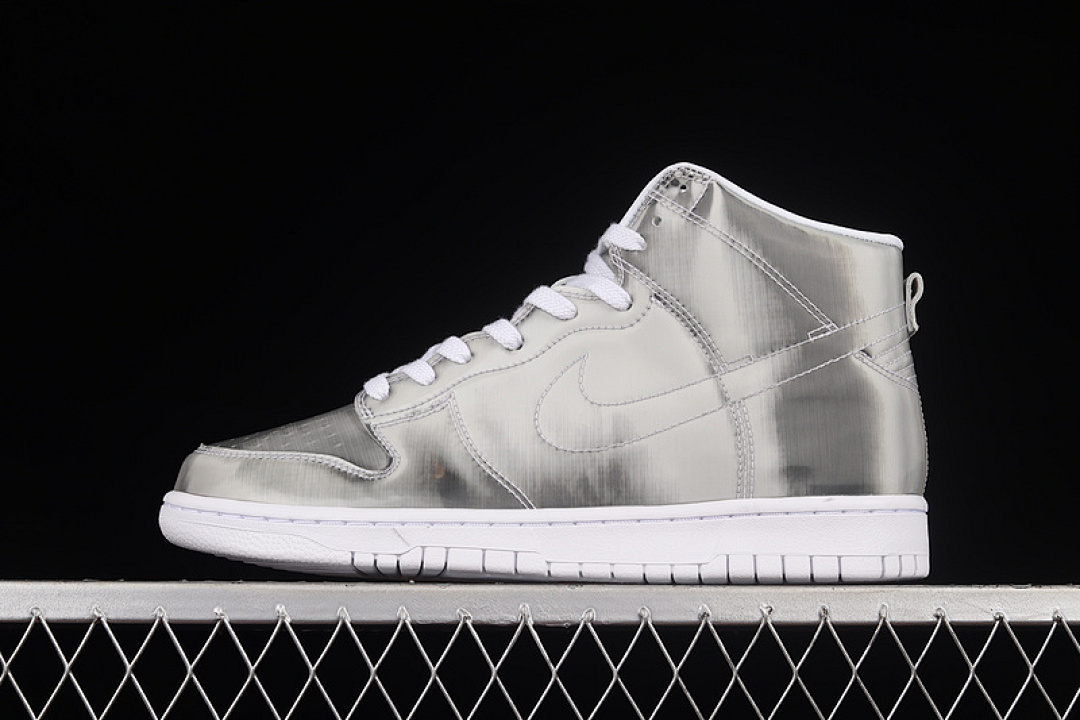 Unbranded [DH4444-900]-[CLOT X SB DUNK HIGH METALLIC SILVER/METALLIC SILVER/WHITE]-[WOMAN:36-47.5], photo 1