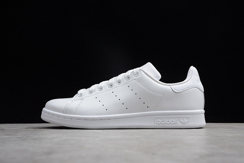 STAN SMITH TRIPLE WHITE/WHITE/WHITE · S75104, photo 1