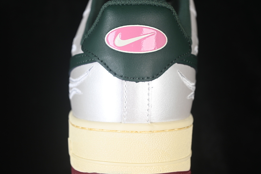 Nike [IR5896-030]-[AIR FORCE 1 07 LOW CASUAL SNEAKERS SILVER/GREEN]-[WOMAN:36-39]-[MAN:40-45] - Image 7