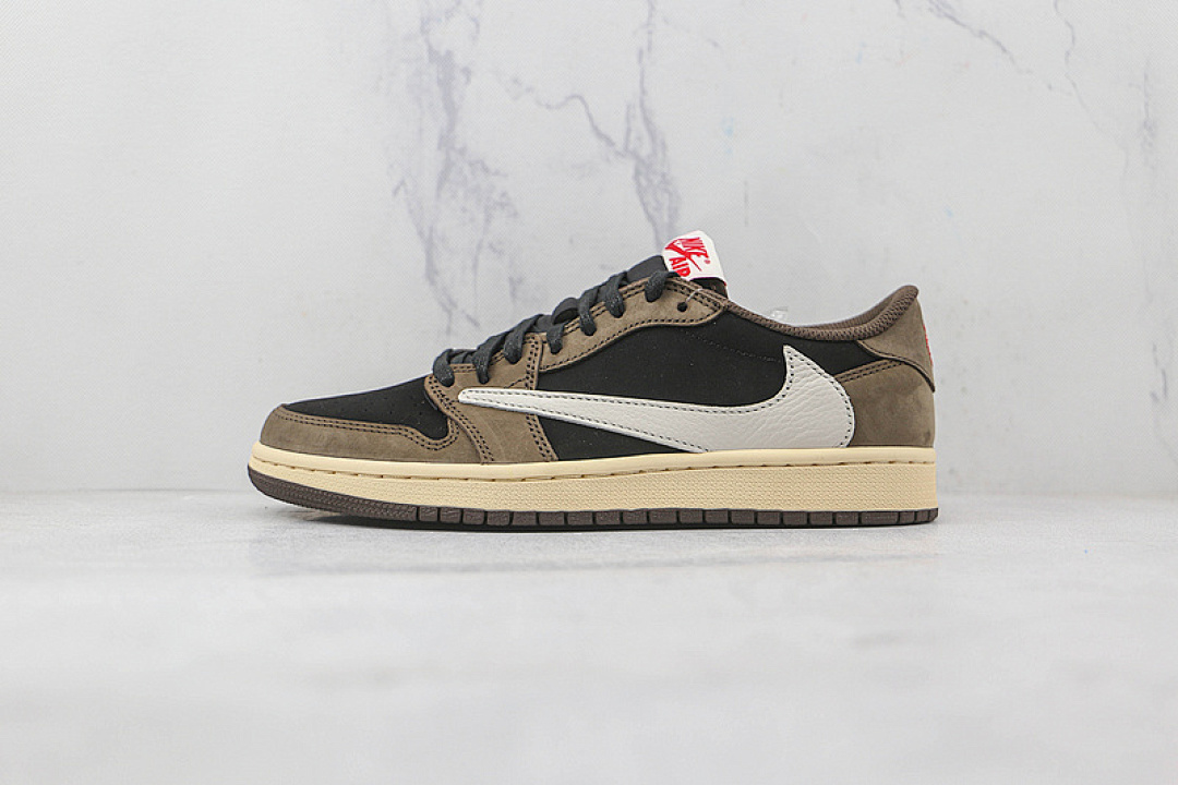 Jordan TRAVIS SCOTT X AIR Jordan 1 LOW BLACK/DARK MOCHA-UNIVERSITY RED-SAIL · CQ4277-001, photo 1