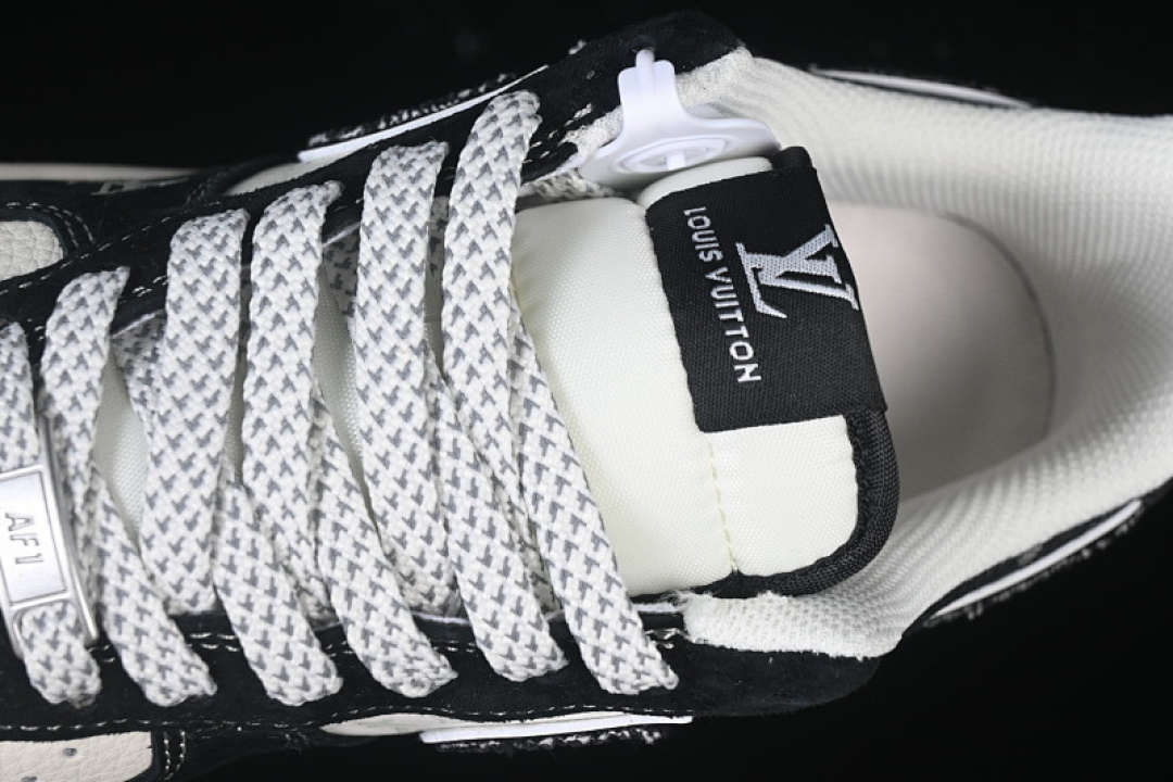Nike [MZ9588-805]-[AIR FORCE 1 07 LOW LV WHITE/GREY/BLACK]-[WOMAN:36-39]-[MAN:40-45] - Image 9