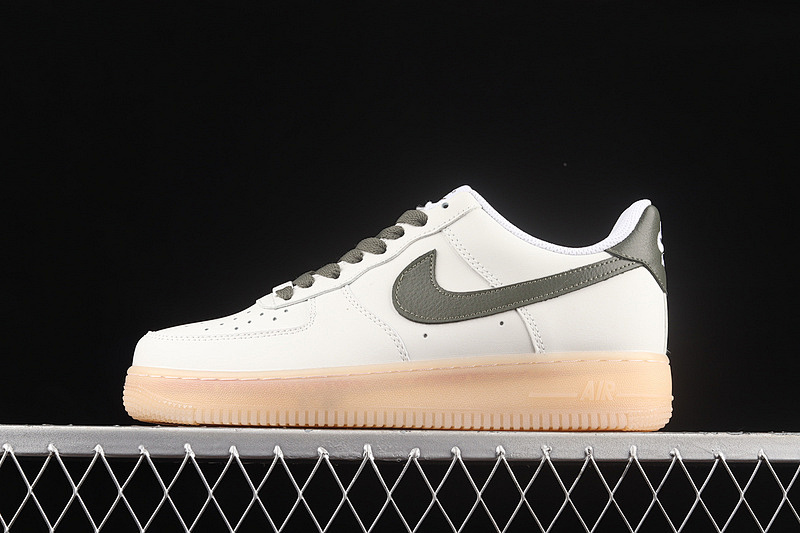 Nike Nike AIR FORCE 1 LOW 07 WHITE/BLACK/WHITE · CJ1608-100, photo 1