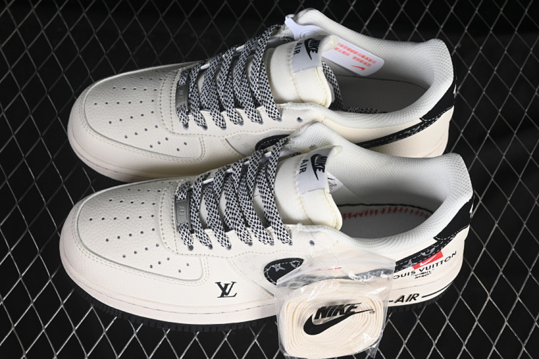 Nike [MZ9588-809]-[AIR FORCE 1 07 LOW CASUAL SNEAKERS BLACK/WHITE]-[WOMAN:36-39]-[MAN:40-45] - Image 10
