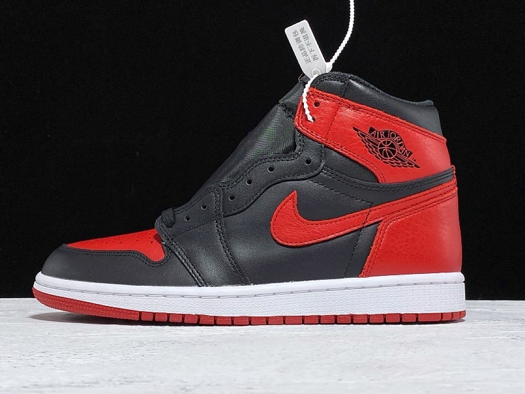 Jordan GET AIR Jordan 1 RETRO HIGH OG BANNED/RED BLACK/VARSITY RED-WHITE · 555088-001, photo 1