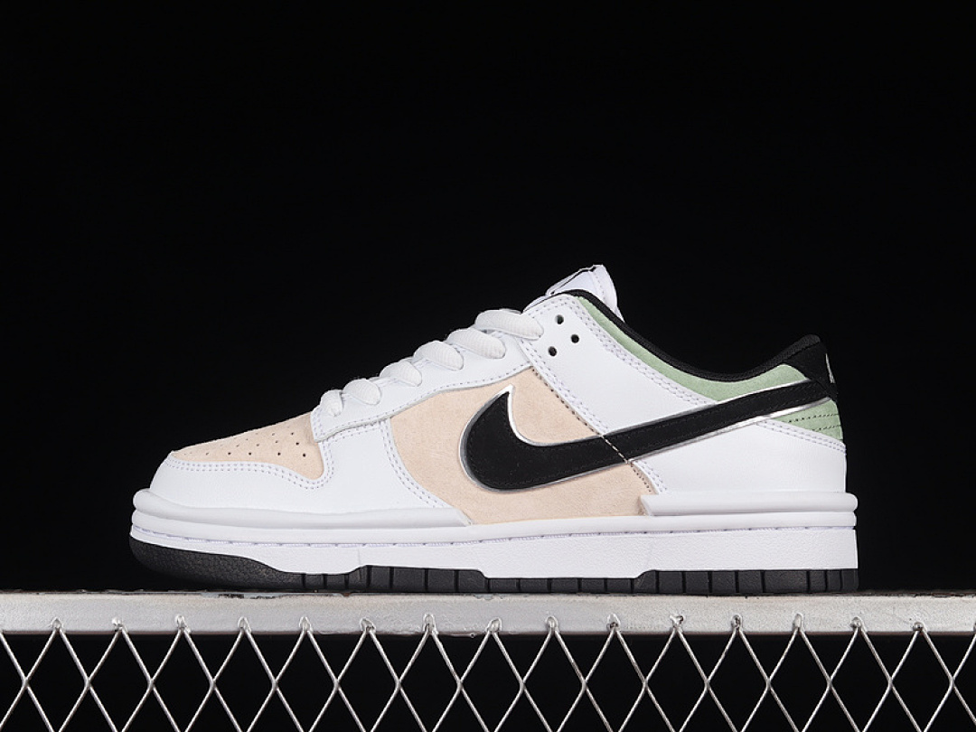 Nike OTOMO KATSUHIRO X SB DUNK LOW STEAMBOY OST WHITE/BLACK/BEIGE · DZ2794-888, photo 1