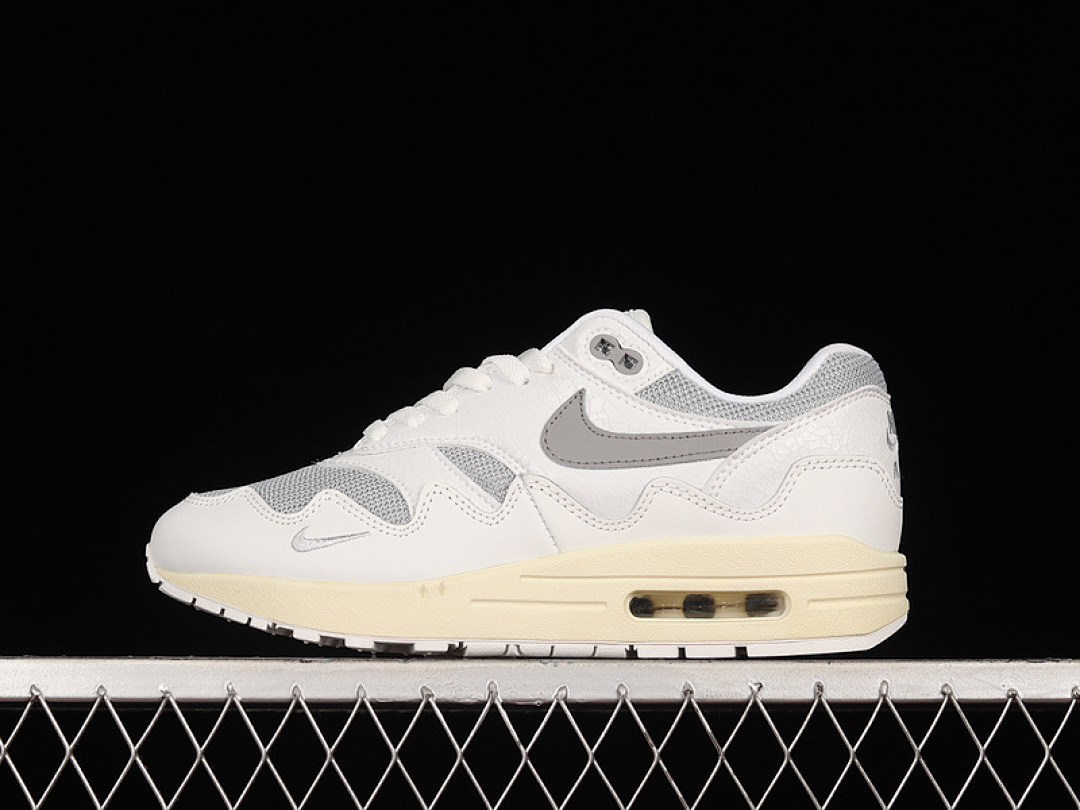 Patta [DQ0299-100]-[PATTA X AIR MAX 1 WHITE/GREY/BEIGE]-[WOMAN:36-39]-[MAN:40-47.5], photo 1