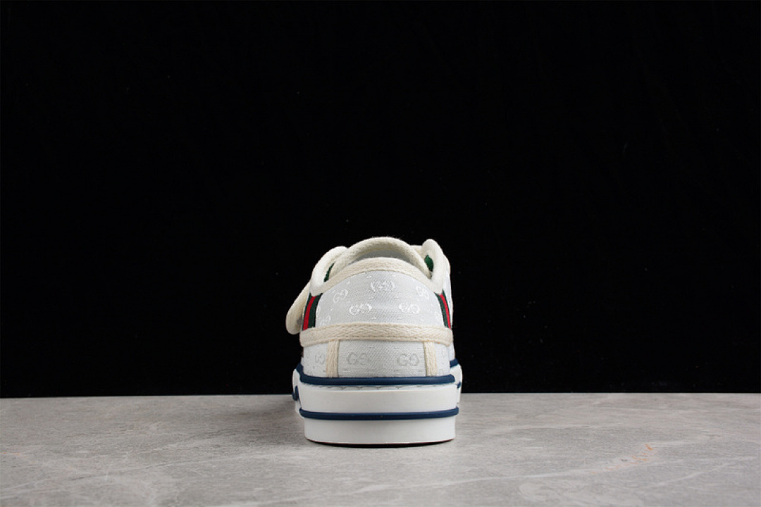 Gucci [694741-17L10-9060]-[DISNEY X TENNIS 1977 WHITE/WHITE/WHITE]-[WOMAN:35-39]-[MAN:40-44] - Image 11