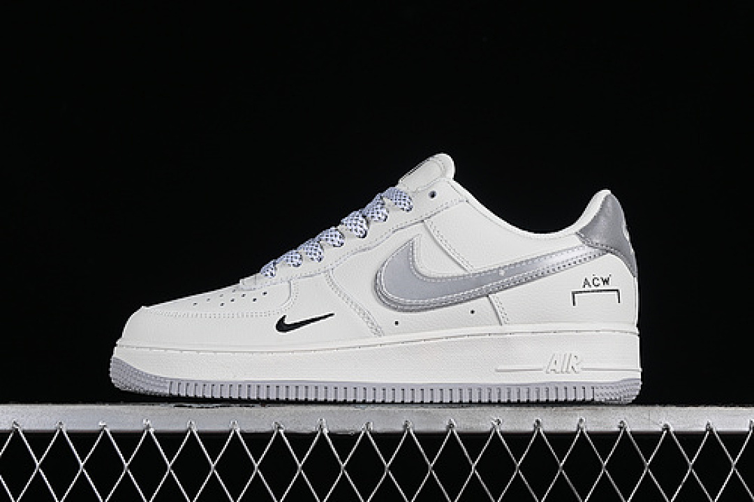 Nike Nike AIR FORCE 1 07 LOW WHITE/GREY/SILVER · AC-639833, photo 1