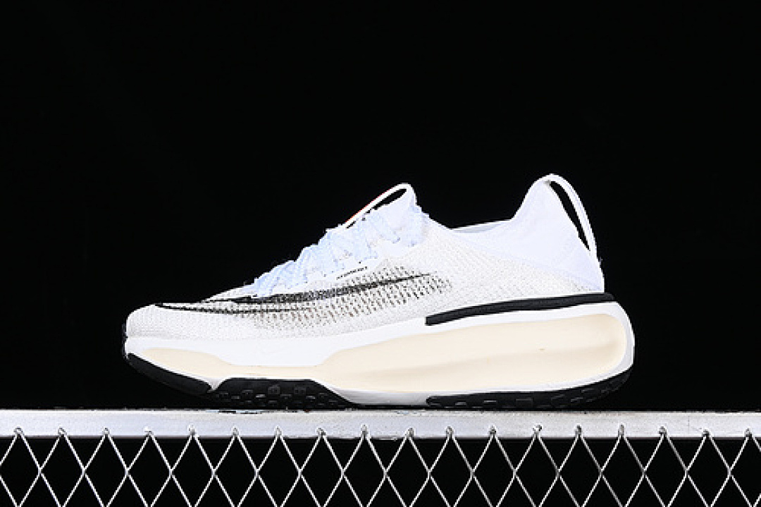 Unbranded [DR3399-100]-[ZOOM X INVINCIBLE RUN FK 3S WHITE/BLACK]-[WOMAN:36-39]-[MAN:40-45], photo 1