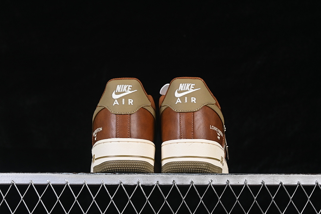 Nike [NH0601-590]-[AIR FORCE 1 07 LOW LOW-TOP CASUAL SNEAKERS WHITE/BROWN]-[WOMAN:36-39]-[MAN:40-45] - Image 14