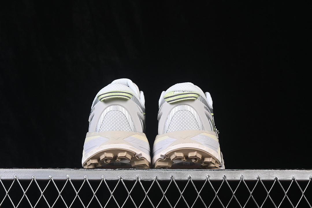 Hoka [1126851-SVRG]-[LIGHTWEIGHT MOUNTAIN RUNNING SHOES WHITE/SILVER]-[WOMAN:36-39]-[MAN:40-45] - Image 14